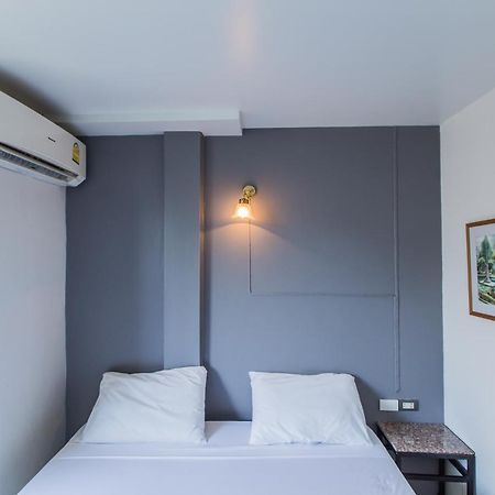 ชงโค เกสท์เฮาส์ Hotel Phuket ภายนอก รูปภาพ