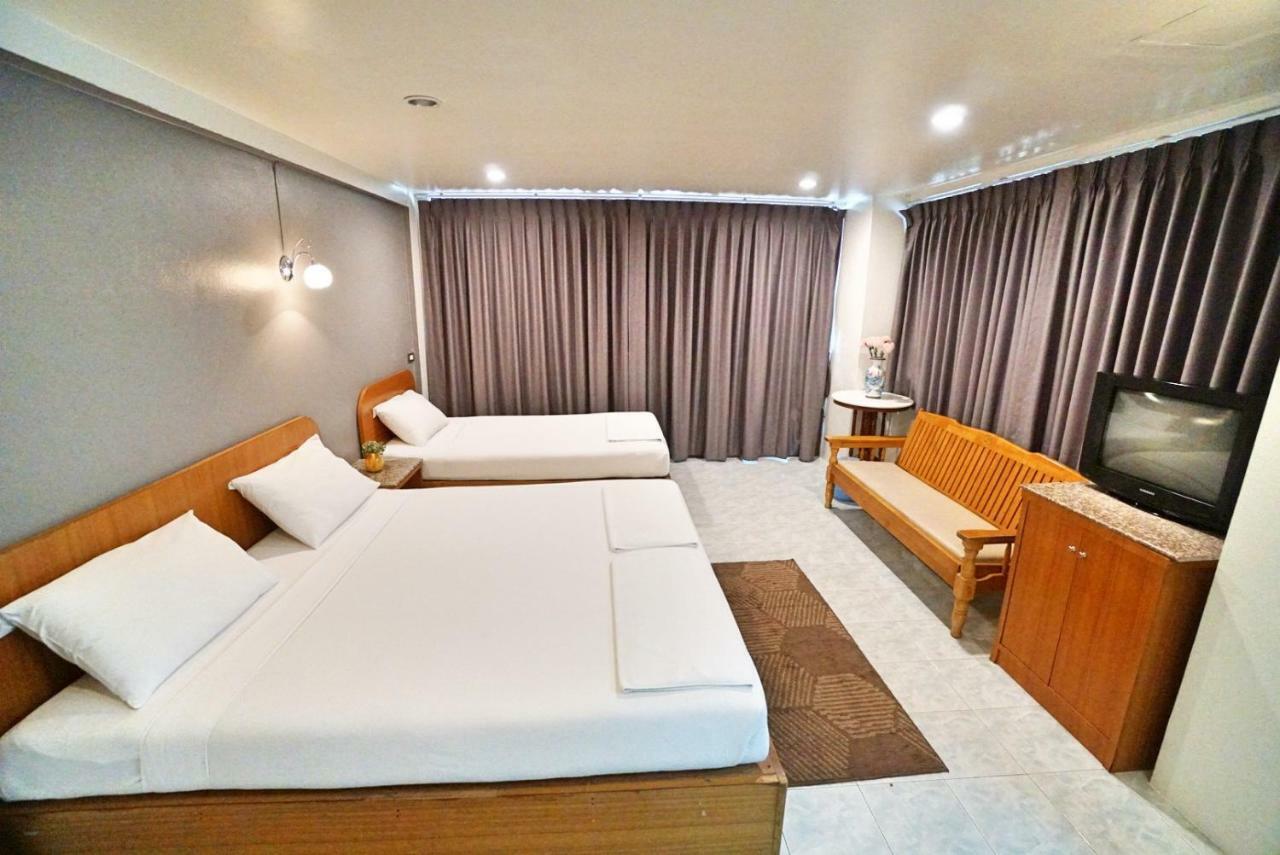 ชงโค เกสท์เฮาส์ Hotel Phuket ภายนอก รูปภาพ
