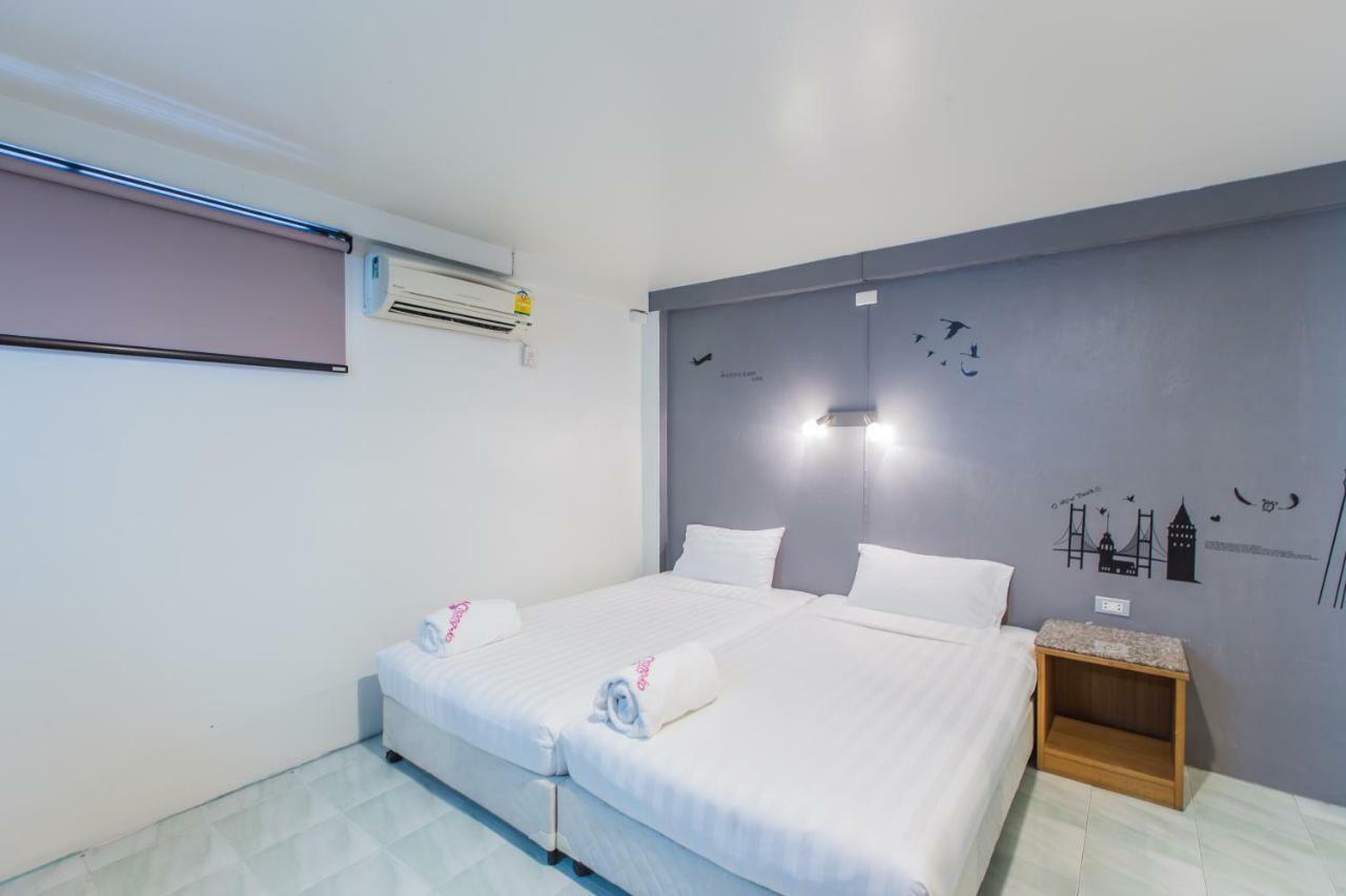 ชงโค เกสท์เฮาส์ Hotel Phuket ภายนอก รูปภาพ